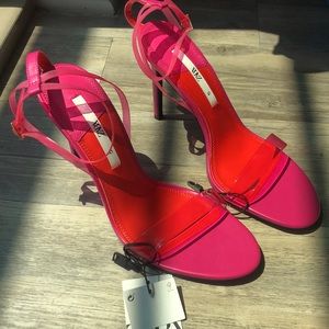 NWT ZARA HIGH HEELED VINYL SANDALS